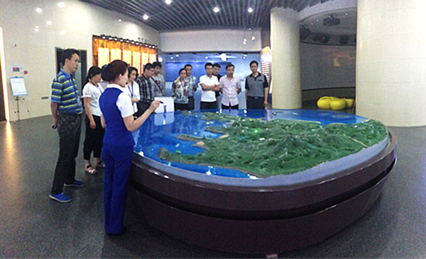 青島中建聯(lián)合建設(shè)工程有限公司青島市規(guī)劃展覽館參觀學(xué)習(xí)(圖2)