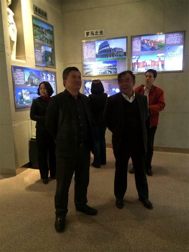 公司董事長劉樹洪一行到濰坊昌大集團參觀交流(圖2)