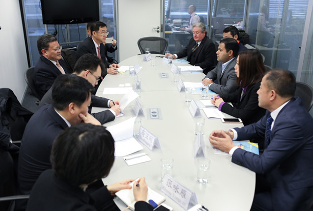 青島市長孟凡利對德才集團英國DC-HD設(shè)計院走訪調(diào)研(圖5)