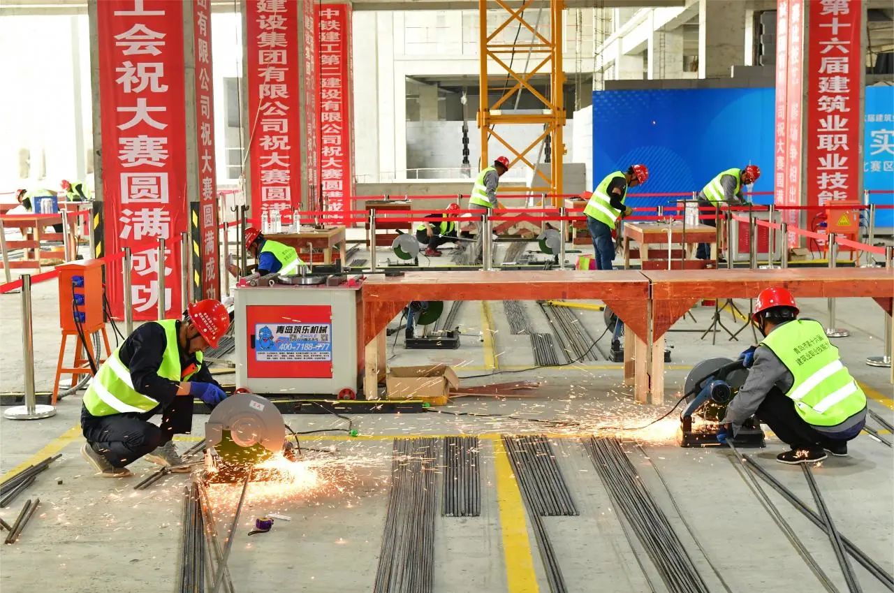 弘揚工匠精神，助推中國創(chuàng)造|中建聯(lián)合協(xié)辦青島市第十六屆建筑業(yè)職業(yè)技能大賽(圖5)